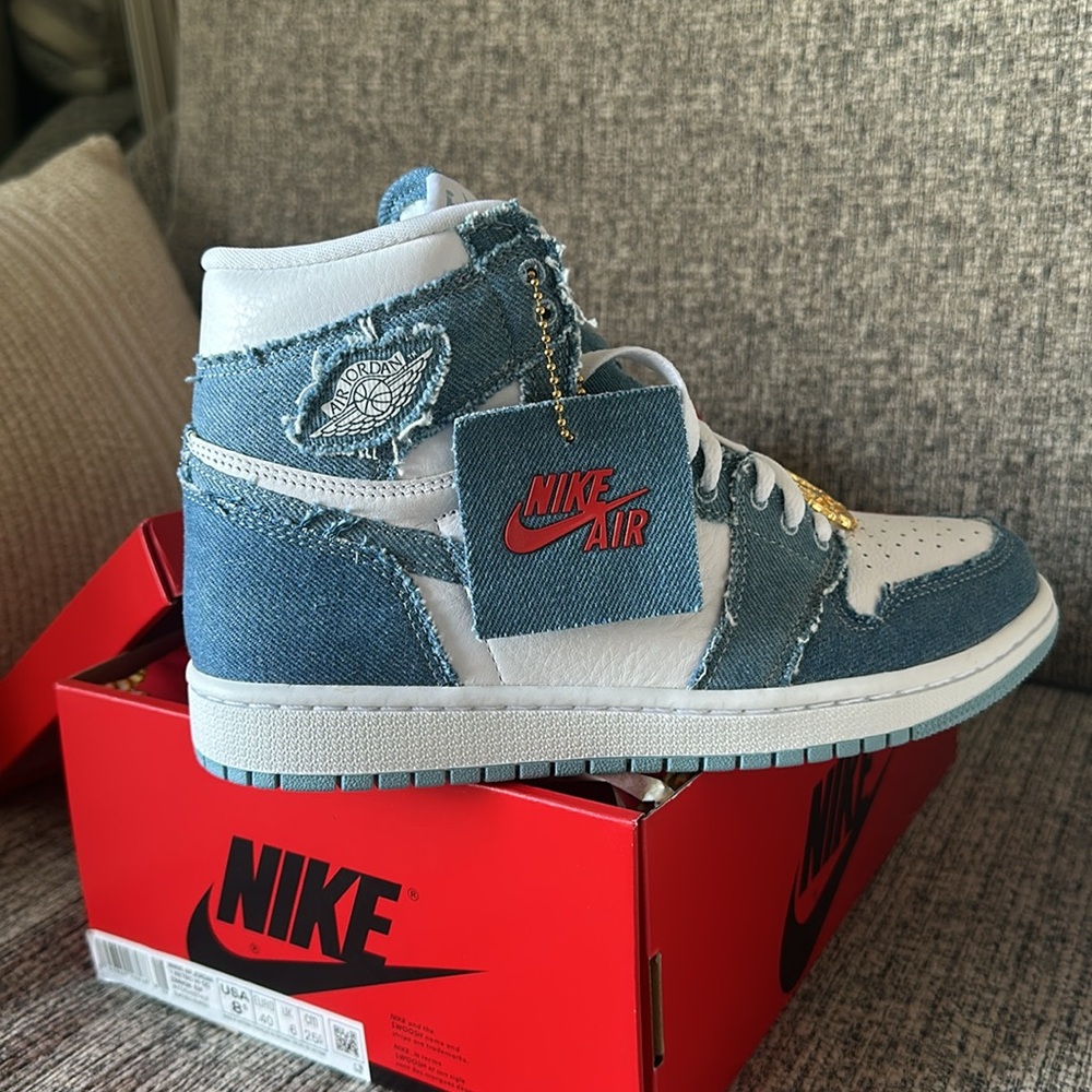 Brand New Nike AJ1 Retro HI OG denim